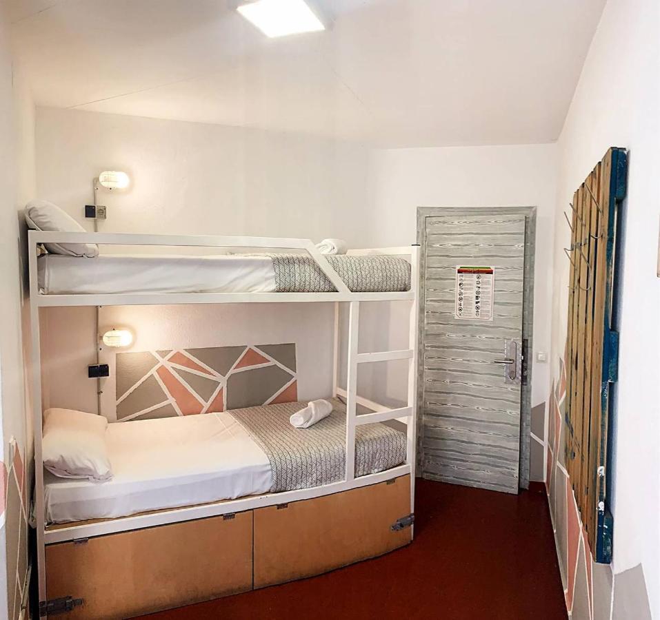 Loft Apart&Hostal Lloret de Mar Exteriör bild