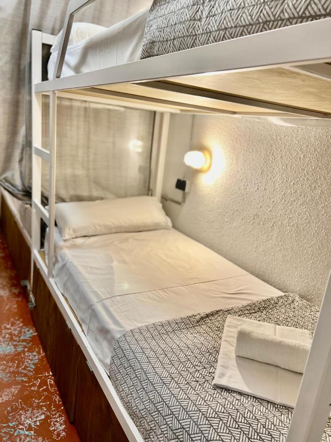 Loft Apart&Hostal Lloret de Mar Exteriör bild