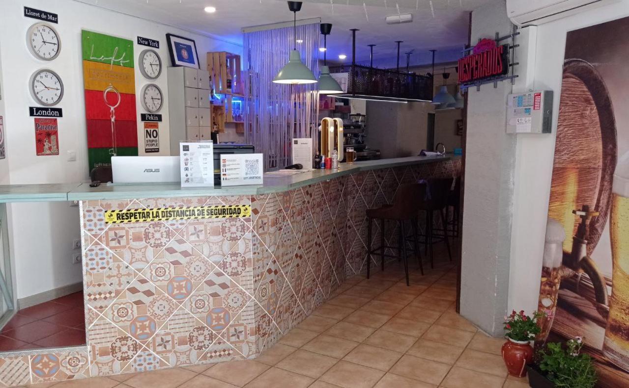 Loft Apart&Hostal Lloret de Mar Exteriör bild